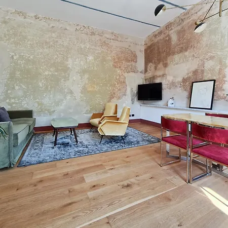 Cs Stylish Loft With Terrace Spanish Steps דירה